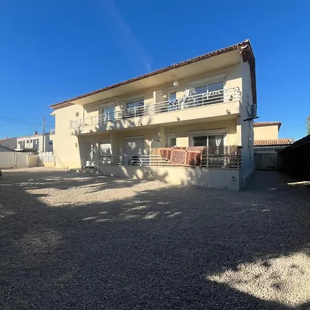 Cosy Corner Paradise *